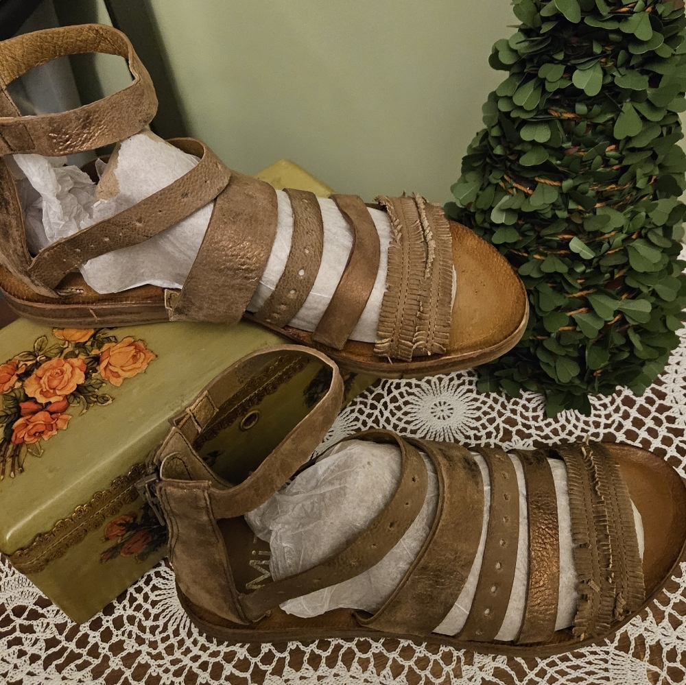 Mix Mooz Flora Weathered Leather Gladiator Sandal EU 38 US 7.5-8